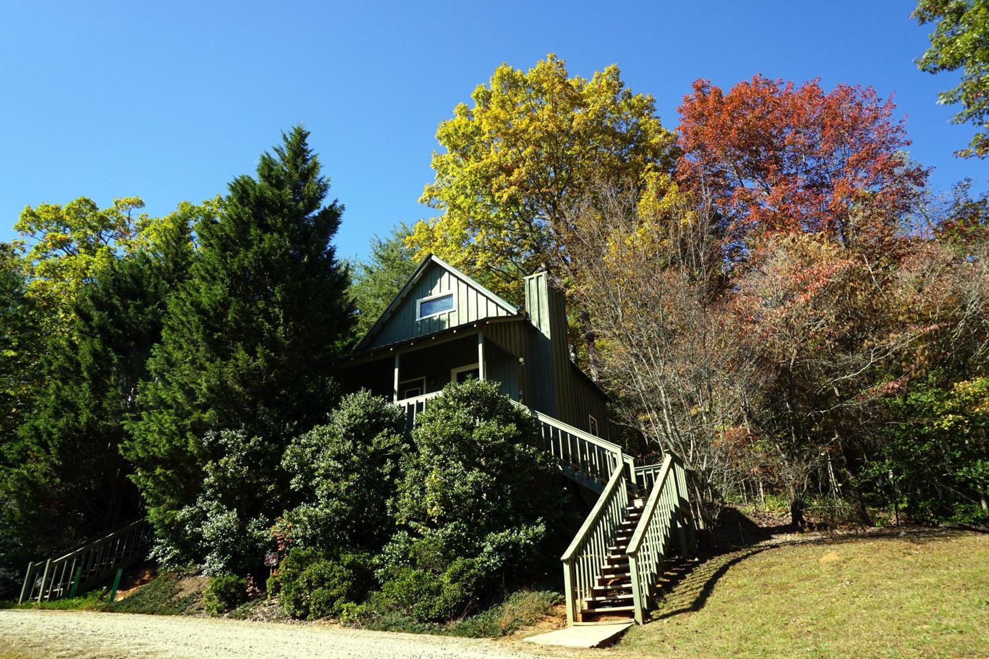 Paradise Hills, Winery Resort & Spa Blairsville Room photo